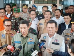 Kepala BNPB RI Tiba di Natuna, Langsung Gelar Rapat Gabungan Penanganan Longsor Serasan