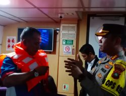 Kapolresta Tanjungpinang Cek Kapal dan Alat Keselamatan Penumpang di Pelabuhan Sri Bintan Pura