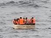 KN. Belut Laut-406 Bakamla RI Evakuasi 8 Korban Kapal Tenggelam di Perairan Natuna