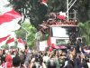 Ribuan Masyarakat Sambut Kirab Timnas Indonesia U-22  di Jakarta