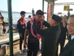 Ramadhan Sananta dan Septiadi Disambut Histeris saat Tiba di Tanjungpinang