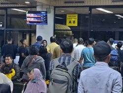 Ratusan Penumpang Lion Air Ngamuk di Bandara Hang Nadim Batam