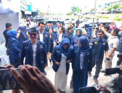 Partai NasDem Kepri Daftarkan Bacaleg ke KPU Disambut Tabuhan Kompang