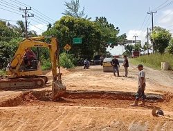 Progres Perbaikan Jalan Raya Tanjungpinang-Bintan yang Ambles Capai 60 Persen