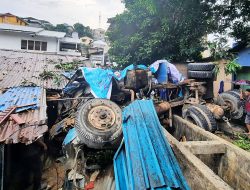 Truk Molen Hantam Rumah Warga di Batam, Dua Orang Terluka
