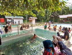 Pemadian Air Panas Dabo Singkep, Destinasi Wisata yang Wajib Dikunjungi
