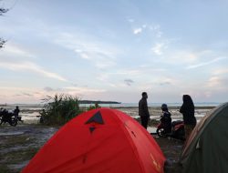 Pantai Tanjung Siambang Bisa Dijadikan Pilihan Lokasi Berkemah saat Libur Panjang