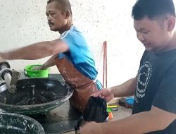 Warga Tanjungpinang Ramai Giling Daging Kurban, Omzet Penggilingan Daging Raup Jutaan Rupiah