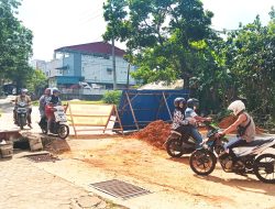Omzet Pedagang di Sekitar Proyek Box Culvert Jalan Km 8 Atas Tanjungpinang Turun