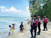 Wisatawan Diimbau Waspada saat Berwisata ke Pantai Trikora Bintan