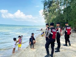 Wisatawan Diimbau Waspada saat Berwisata ke Pantai Trikora Bintan