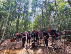 Menjamah Jalur Terjal di Gunung Bintan Kepulauan Riau