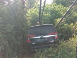 Warga Temukan Mobil Daihatsu Sigra di Semak-Semak Tanjung Uban Bintan