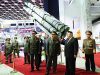 Bangganya Kim Jong-un Pamerkan Drone dan Rudal Nuklirnya kepada Menhan Rusia
