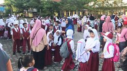 Menteri Mu’ti: Siswa Gagal Masuk Sekolah Negeri akan Dibantu Pemda di Sekolah Swasta