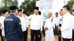 Wali Kota Batam/Kepala BP Batam Muhammad Rudi di acara peletakan batu pertama pembangunan Gedung MUI Kota Batam, di Batam Kota, Selasa (15/8/2023). (Foto: Ist)
