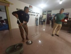 Kantor KPU Batam Bocor dan Banjir saat Hujan, Berkas Pemilu Terancam Basah