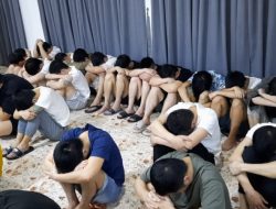 Ini Penampakan Puluhan WNA Cina Pelaku Kejahatan Modus Love Scamming di Batam
