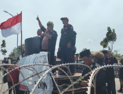 Demonstran Minta Gubernur Kepri Perhatikan Warga Pulau Rempang