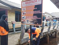 Spanduk Peringatan Bahaya Buaya Sudah Terpasang di Kampung Tembeling Bintan