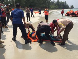 Simulasi Polres Bintan: Empat Pengunjung Pantai Dugong Tenggelam