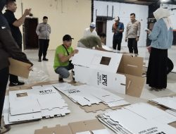 Update Pemilu 2024 – 3.940 Kotak Suara Tiba di Karimun, 23 Ditemukan Rusak