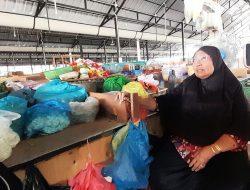 Karyawan BUMD Tanjungpinang Ancam Pedagang Pasar Puan Ramah