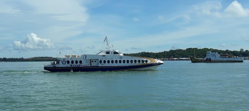 Kapal Feri Majestic Ferry