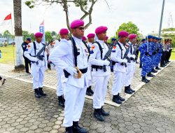 Prajurit Yonmarhanlan IV Laksanakan Upacara dan Tabur Bunga Peringati Hari Pahlawan
