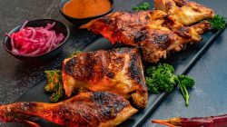Ilustrasi - apakah anda mencari resep ayam ungkep yang mudah dibuat dan enak bisa untuk di bakar pada acara tahun baru.