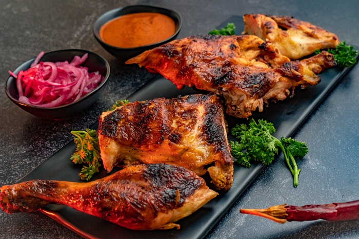 Ilustrasi - apakah anda mencari resep ayam ungkep yang mudah dibuat dan enak bisa untuk di bakar pada acara tahun baru.