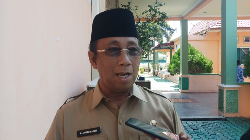Wakil Bupati Karimun Anwar Hasyim.