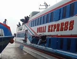Kapal Feri Dumai Express dan Dumai Line Terlibat Kecelakaan Laut di Pelabuhan Selat Panjang