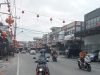 Jelang Imlek, Jalan Ahmad Yani Meral Mulai Dihiasi Lampion