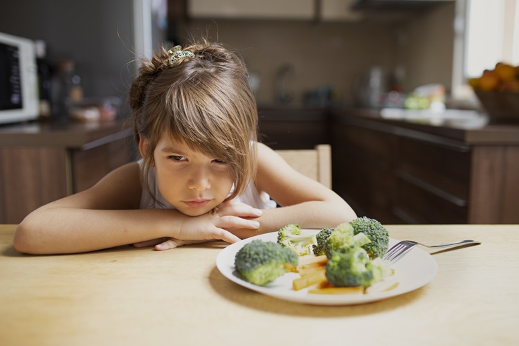 Ilustrasi - cara menghadapi anak susah makan membutuhkan kesabaran dan strategi khusus.