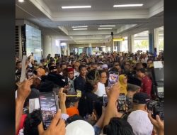 Wali Kota Batam Muhammad Rudi Sambut Kedatangan Anies Baswedan di Bandara Hang Nadim