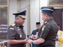 Jaksa Agung Lantik Narendra Jatna Jadi Kajati DKI Jakarta dan Ketut Sumedana sebagai Kajati Bali
