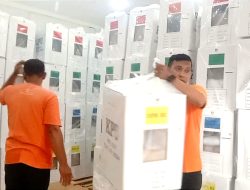 KPU Distribusikan Logistik Pemilu 2024 ke 9 Kecamatan di Bintan