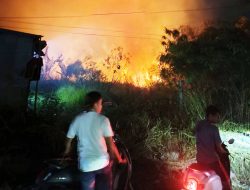 Empat Peristiwa Kebakaran Terjadi di Karimun dalam Semalam, Petugas Damkar Kerja Ekstra