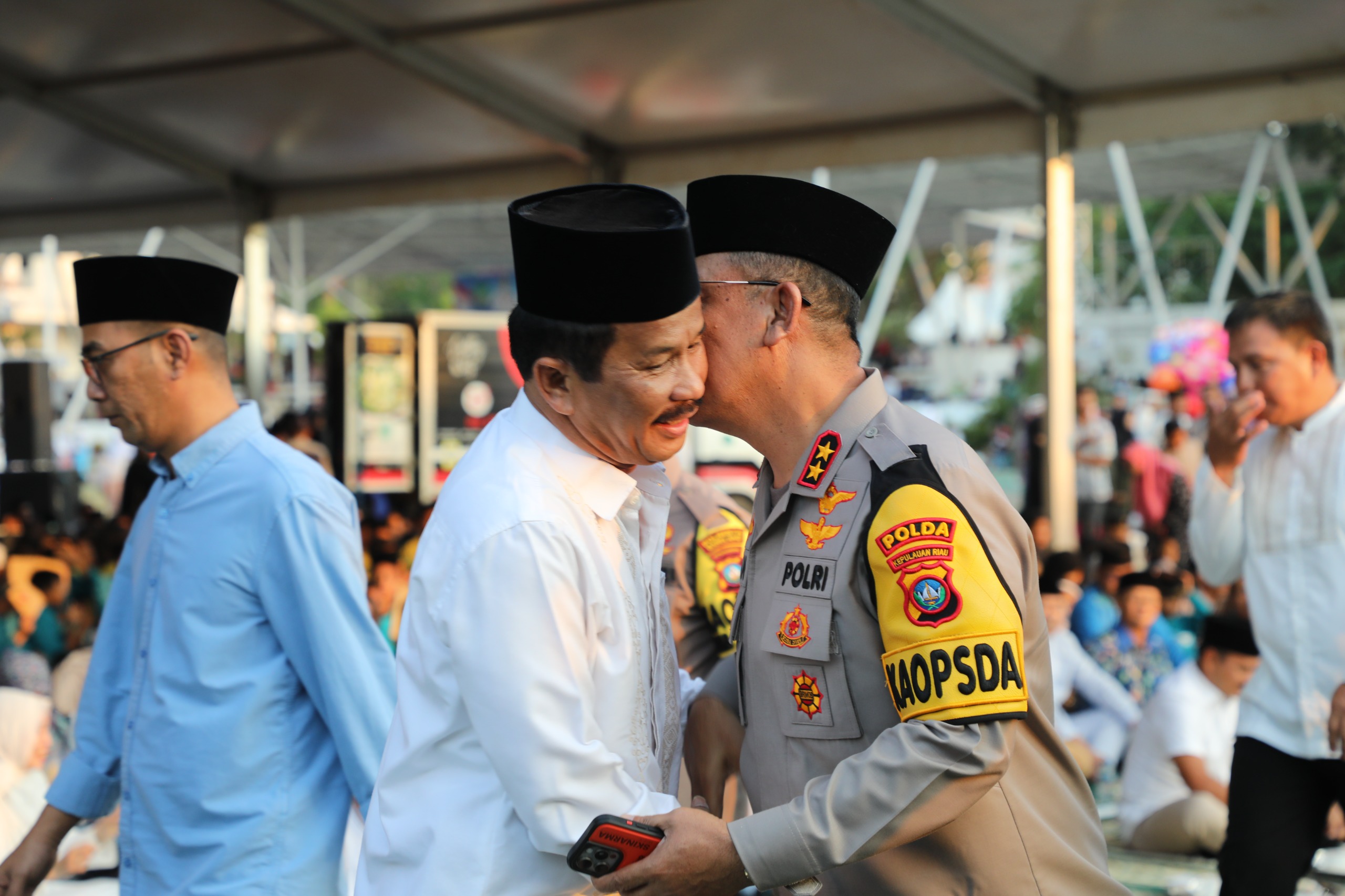 Kepala BP Batam Muhammad Rudi bersama Kapolda Kepri Irjen Pol Yan Fitri Halimansyah