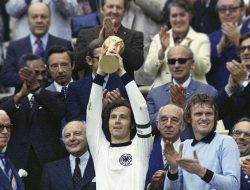 Koin Rupiah Ini Pernah Dipakai Wasit untuk Menentukan Kick-off Laga Final Piala Dunia 1974