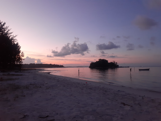 Sunrise di Pantai Sejahtera. (Foto: Ulasan Network)