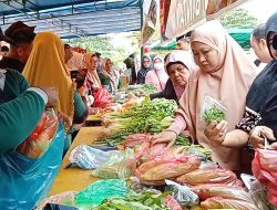 Buru Kebutuhan Pokok, Emak-Emak Padati Bazar Gerakan Pangan Murah DKPP Bintan