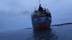 Kapal Kargo Layar Anggun 8 Terbakar dan Kandas di Perairan Berakit Bintan