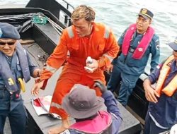 Nelayan Asahan Hanyut di Selat Singapura, Beruntung Diselamatkan PPLP Tanjunguban Bintan