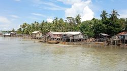Puluhan Tahun Warga di Pulau Alang Bintan Hanya Dilayani Listrik 4 Jam Sehari