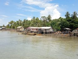 Puluhan Tahun Warga di Pulau Alang Bintan Hanya Dilayani Listrik 4 Jam Sehari