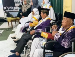 PPIH Embarkasi Batam Terima Bantuan Kursi Roda Tambahan untuk Jamaah Haji Lansia