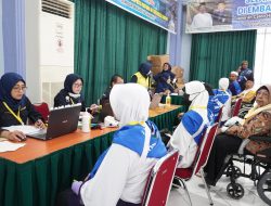 Jemaah Calon Haji Embarkasi Batam Terima Layanan One Stop Service