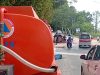 Bahayakan Pengendara, BPBD Bersihkan Material Pasir di Jalan Depan Wisma Pesona